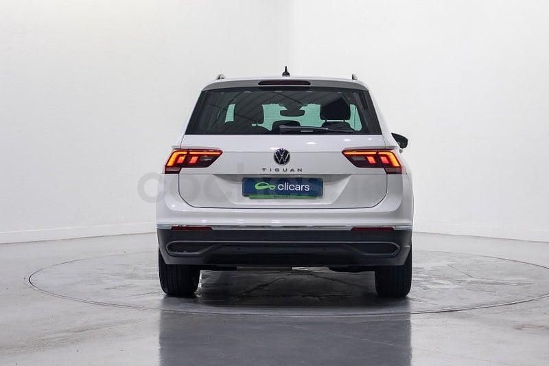 Usado VW Tiguan Allspace Life 150 CV (110 kW) 2022 Blanco SUV