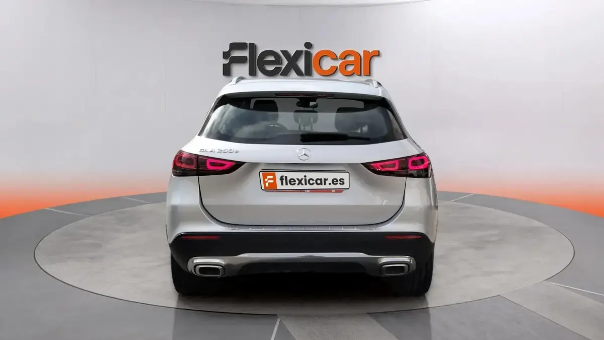Usado Mercedes GLA250 218 CV (160 kW) 2020 Gris SUV