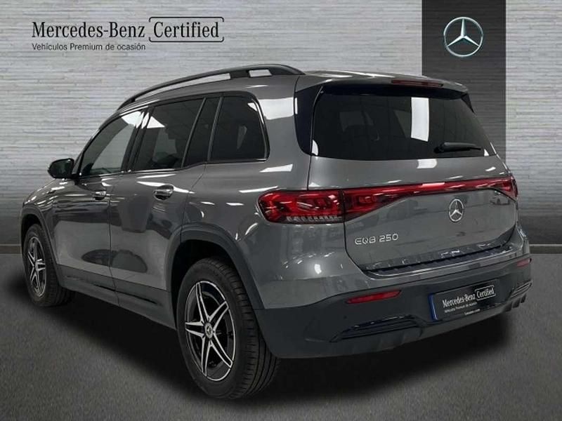 Usado Mercedes EQB250 139 kW (190 CV) 2022 Gris montaña SUV