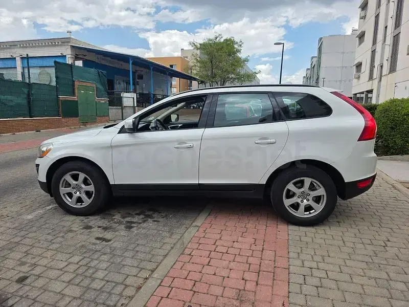 Usado Volvo XC60 Summum 175 CV (128 kW) 2010 Blanco SUV