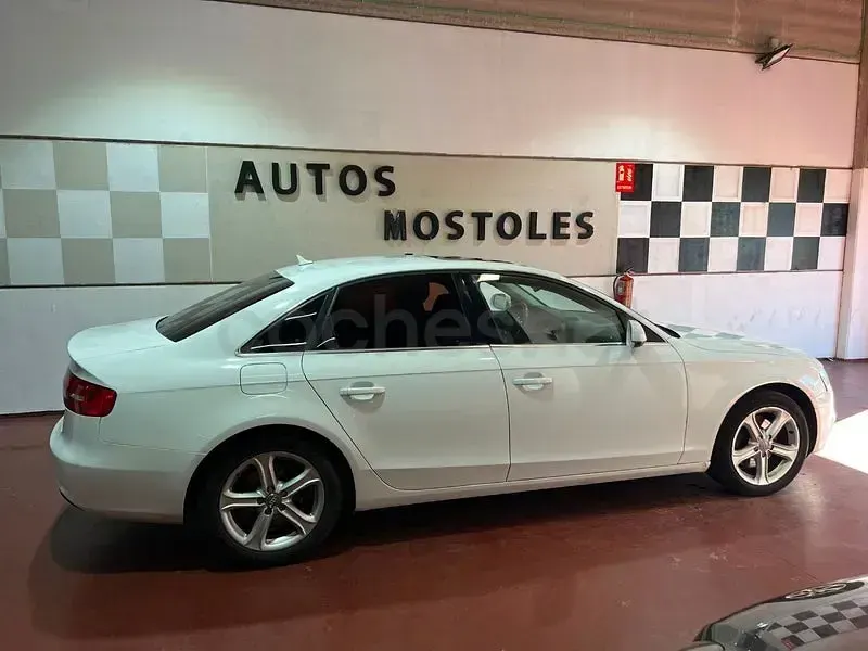 Usado Audi A4 Advanced 177 CV (130 kW) 2013 Blanco Berlina