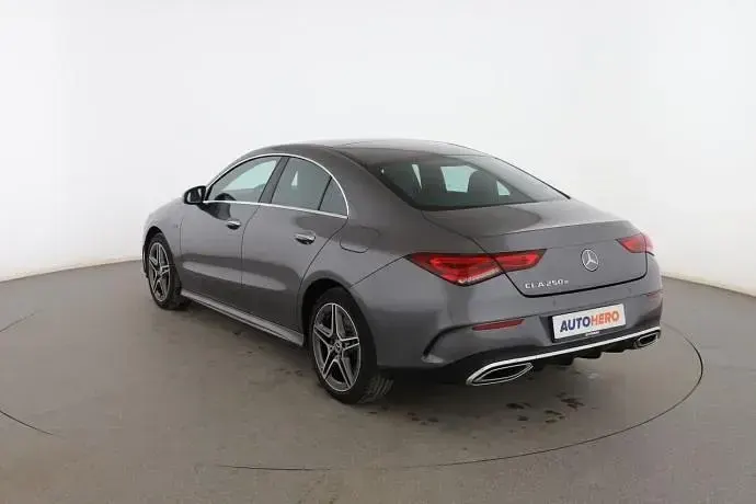 Usado Mercedes CLA250e AMG line 218 CV (160 kW) 2021 Coupe