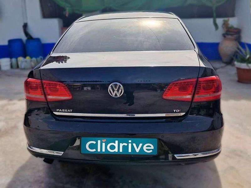 Usado VW Passat Edition 105 CV (77 kW) 2011 Negro Berlina