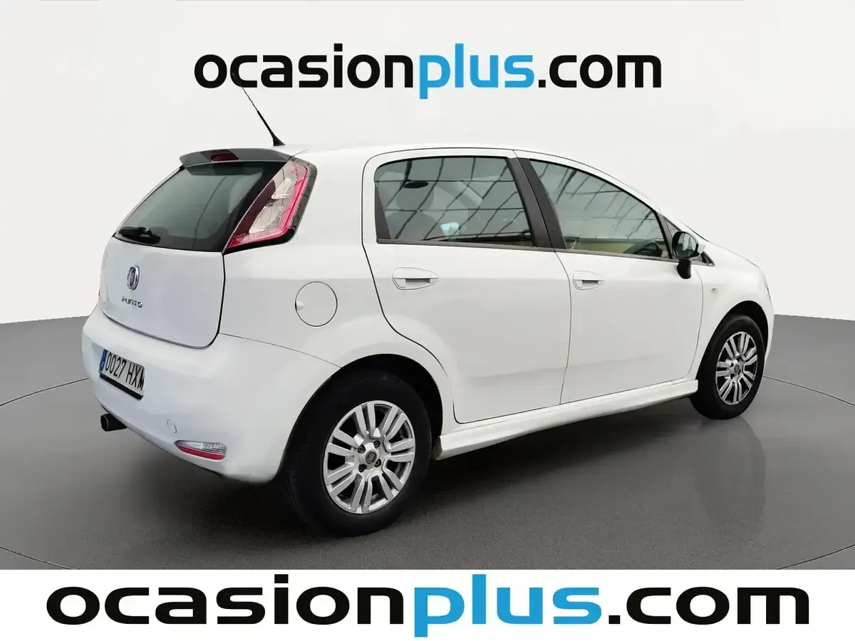 Usado Fiat Punto Easy 69 CV (50 kW) 2014 Blanco Utilitario