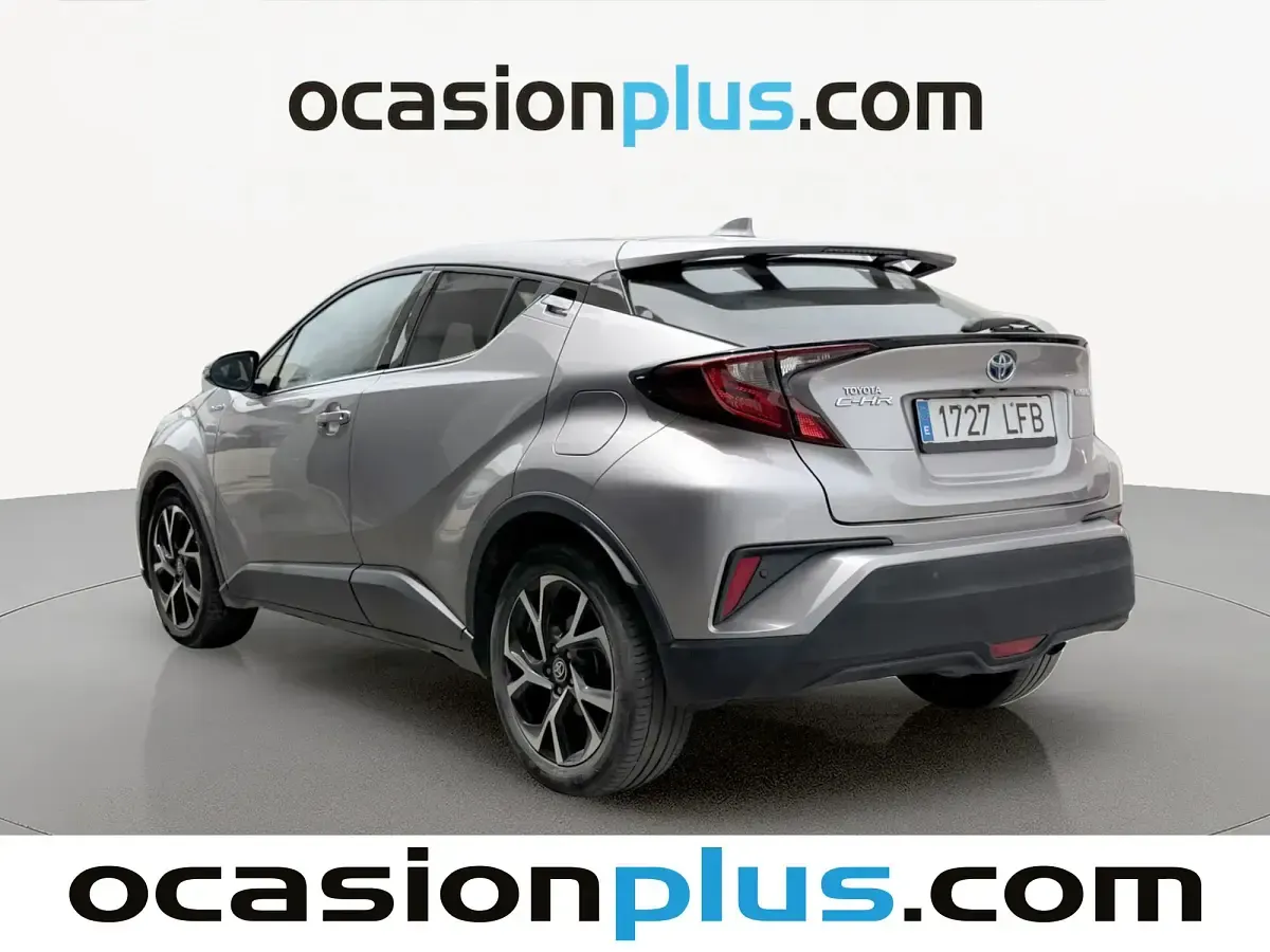 Usado Toyota C-HR Advance 122 CV (89 kW) 2020 Gris SUV