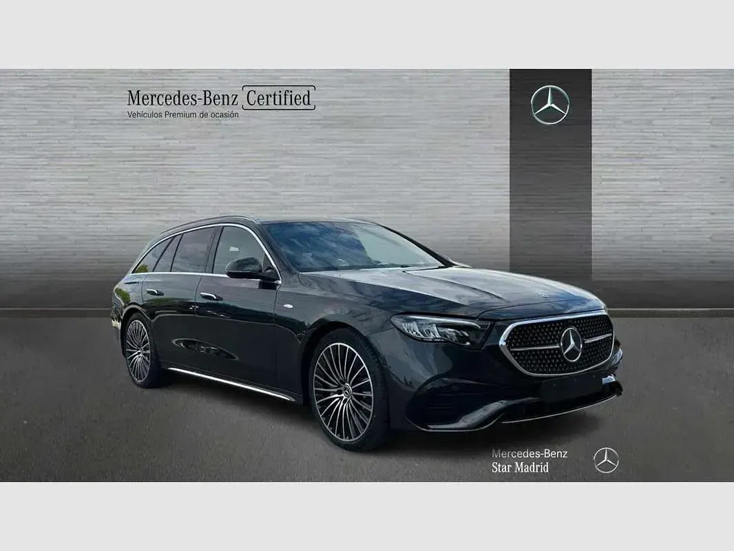 Usado Mercedes E300 313 CV (230 kW) 2026 Gris Familiar