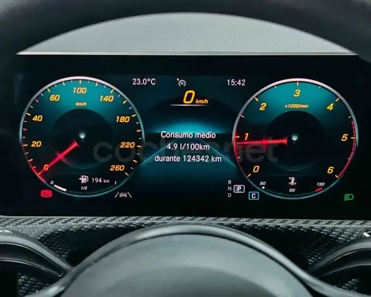 Usado Mercedes A180 116 HP (85 kW) 2019 Vermelho Sedan