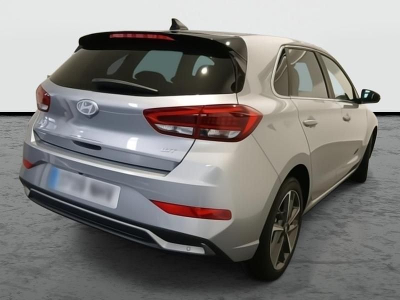 Nuevo Hyundai i30 Style 100 CV (73 kW) 2025 Plata shimmering Utilitario