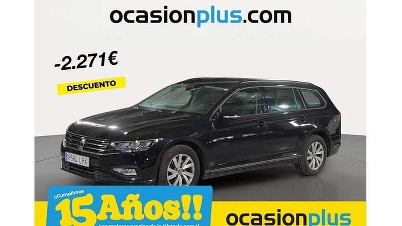 Negro Usado 2021 VW Passat Business Familiar | 22.719 € (Precio justo) - Imagen 1/4