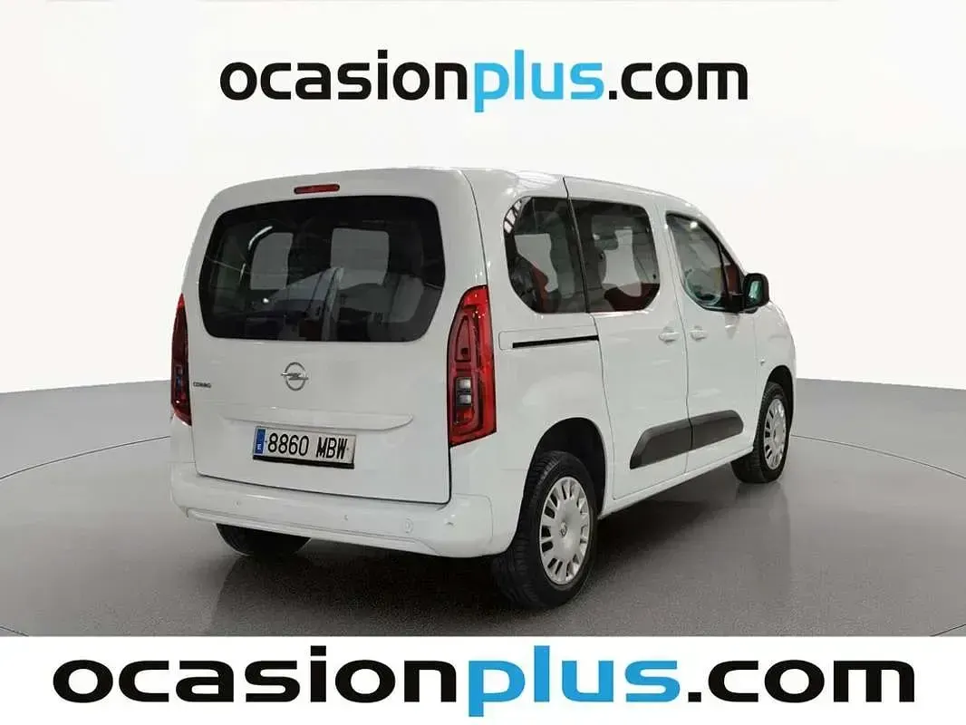 Usado Opel Combo Business Edition 102 CV (75 kW) 2022 Blanco Monovolumen