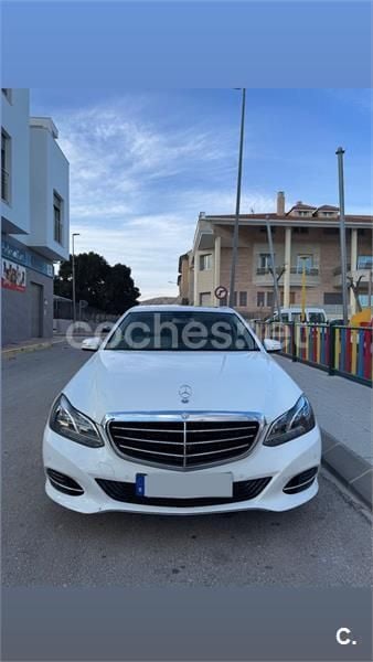 Blanco Usado 2013 Mercedes E300 Avantgarde Berlina | 21.990 € (Precio justo) - Imagen 1/4