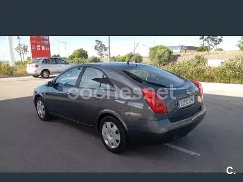 Usado Nissan Primera Visia 109 CV (80 kW) 2005 Gris / plata Berlina