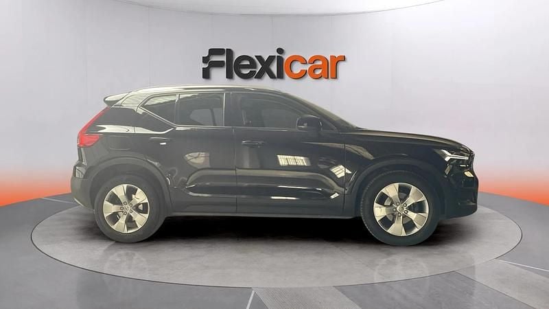 Usado Volvo XC40 Momentum 150 CV (110 kW) 2020 Negro SUV