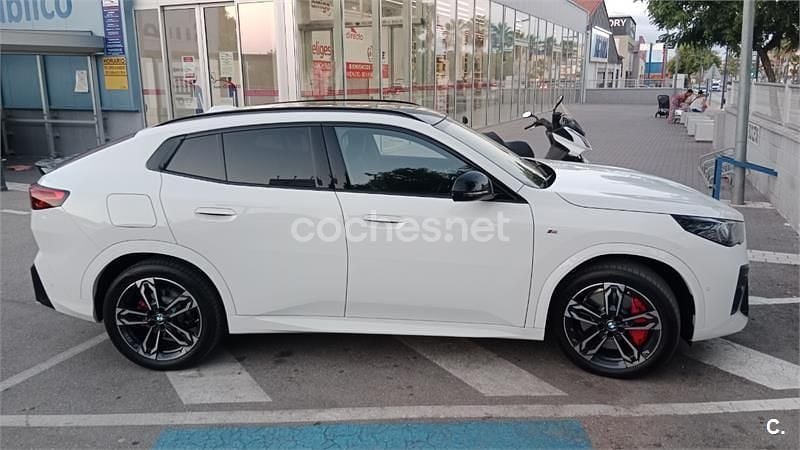 Usado BMW X2 Comfort Edition 163 CV (119 kW) 2025 Blanco SUV