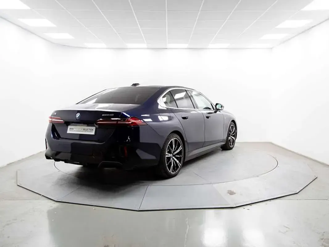 Usado BMW i5 250 kW (340 CV) 2024 Azul Berlina