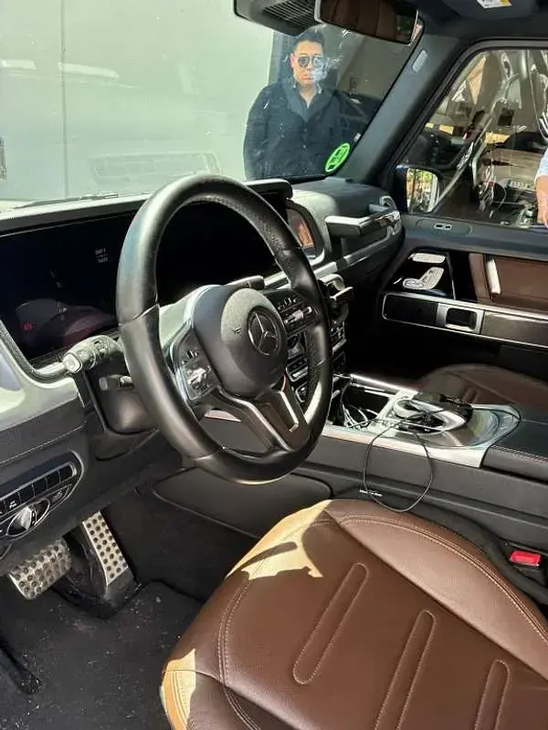 Usado Mercedes G500 421 CV (309 kW) 2019 Gris SUV