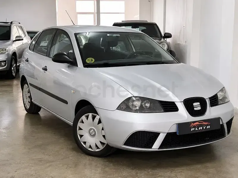 Usado Seat Ibiza Reference 70 CV (51 kW) 2008 Azul Berlina