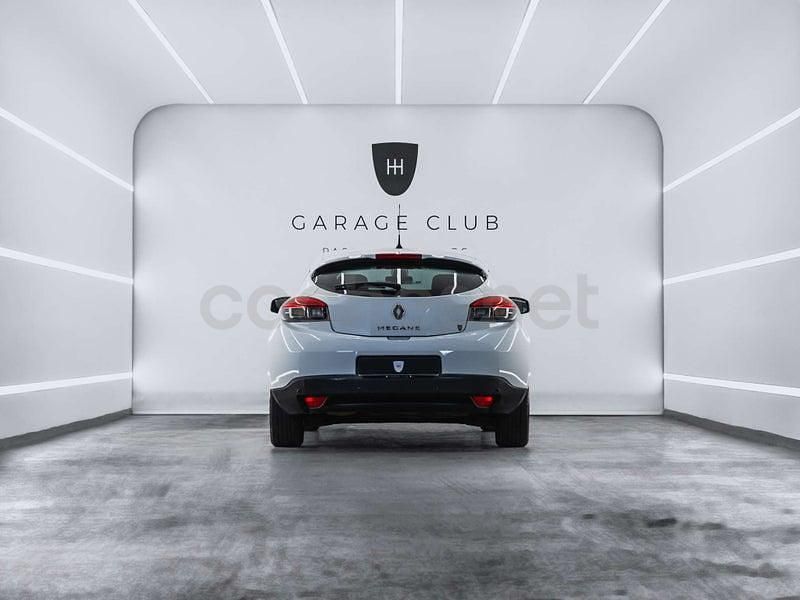 Usado Renault Mégane LIMITED 115 CV (84 kW) 2014 Blanco Coupe