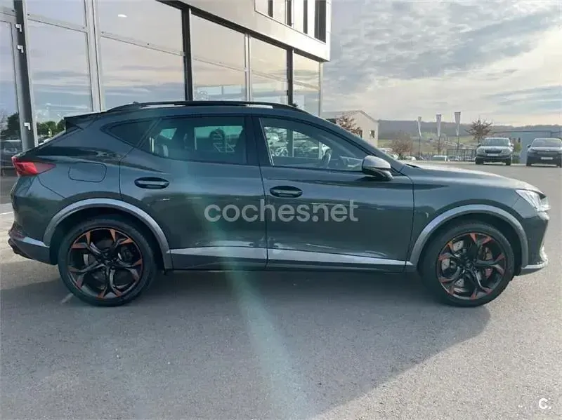 Usado Cupra Formentor VZ 245 CV (180 kW) 2021 Gris / plata SUV