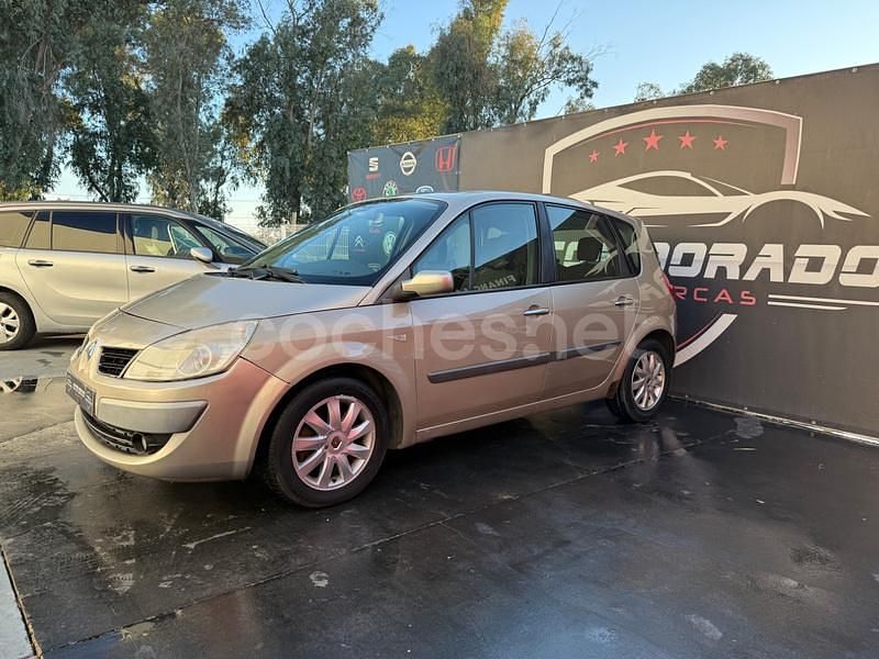 Usado Renault Scénic II Dynamique 130 CV (95 kW) 2008 Beige Monovolumen