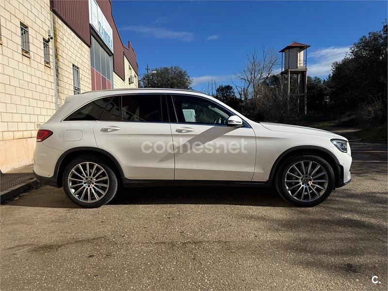 Usado Mercedes GLC220 194 CV (142 kW) 2022 Blanco SUV