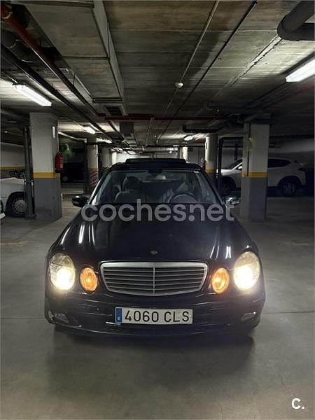 Usado Mercedes E270 Avantgarde 170 CV (125 kW) 2002 Verde Berlina