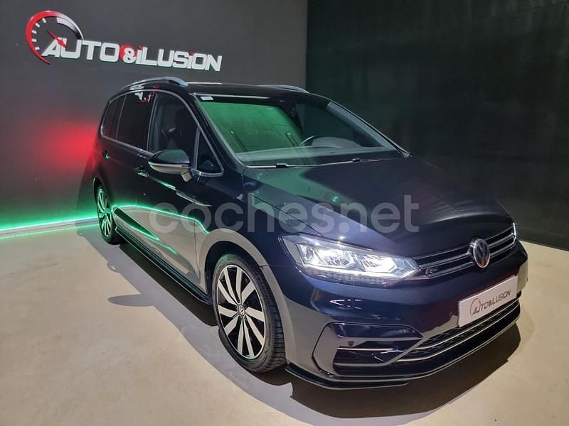Usado VW Touran Sportline 150 CV (110 kW) 2020 Negro Monovolumen