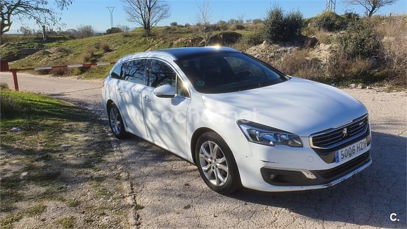 Usado Peugeot 508 SW Allure 150 CV (110 kW) 2014 Blanco Familiar