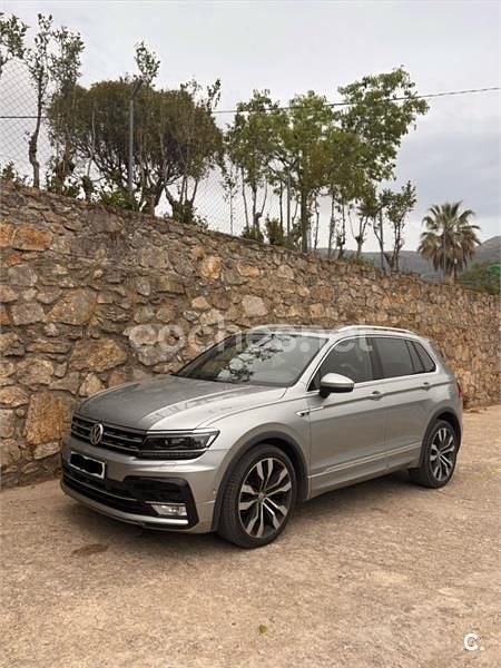 Usado VW Tiguan Sportline 190 CV (139 kW) 2017 Gris / plata SUV