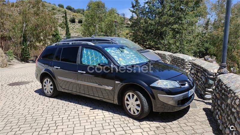 Usado Renault Mégane GrandTour Expression 120 CV (88 kW) 2006 Negro Familiar