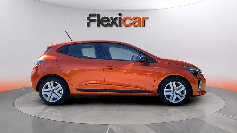 Usado Renault Clio V Equilibre 91 CV (66 kW) 2024 Naranja Utilitario