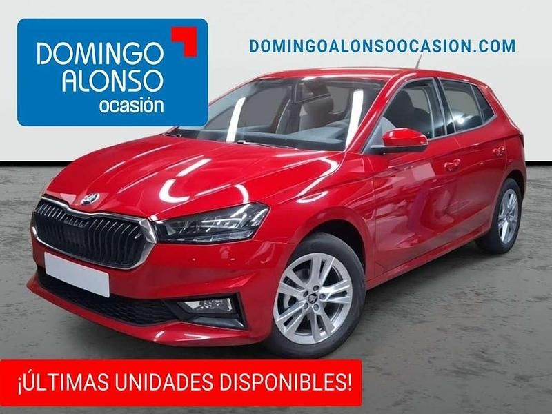 Rojo Nuevo 2025 Skoda Fabia Selection Berlina | 17.290 € (Precio justo) - Imagen 1/4