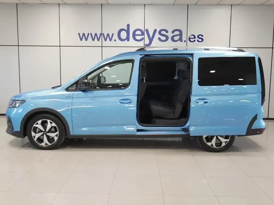 Usado Ford Tourneo Connect Active 102 CV (75 kW) 2023 Azul Monovolumen