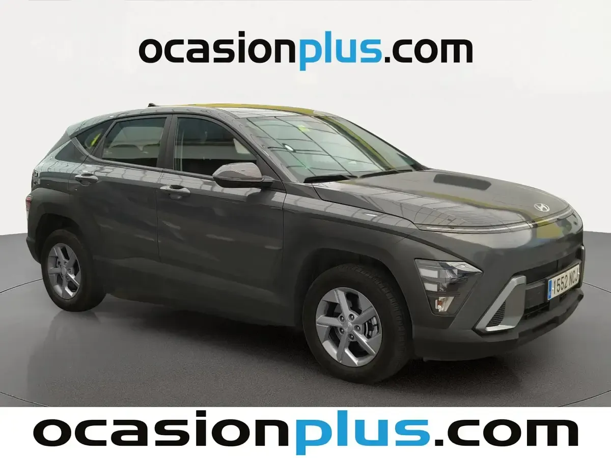 Usado Hyundai Kona 101 CV (74 kW) 2025 Gris SUV