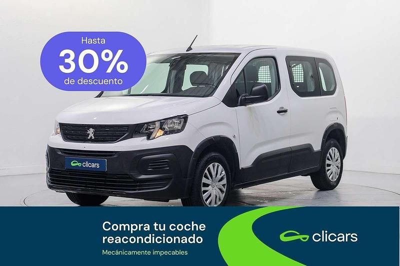 Usado Peugeot Rifter Active 102 CV (75 kW) 2021 Blanco Monovolumen