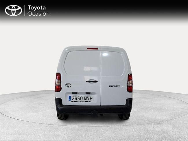 Usado Toyota Proace City City 131 CV (96 kW) 2024 Blanco Monovolumen