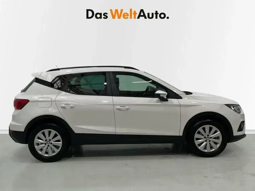 Usado Seat Arona Ecomotive 116 CV (85 kW) 2019 Blanco SUV