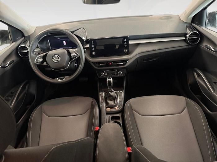 Usado Skoda Fabia Selection 115 CV (84 kW) 2024 Gris plata