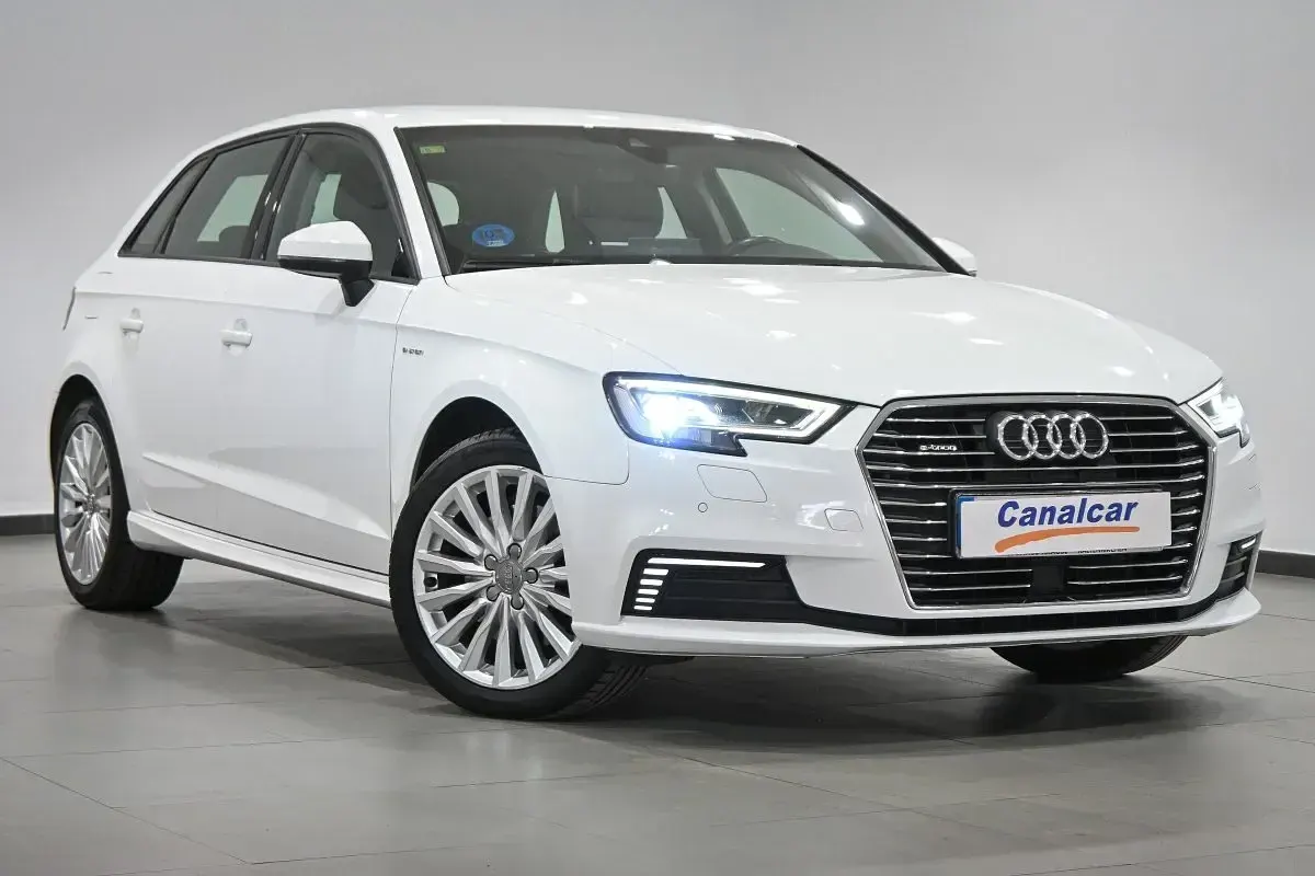 Usado Audi A3 Business 204 CV (150 kW) 2017 Blanco