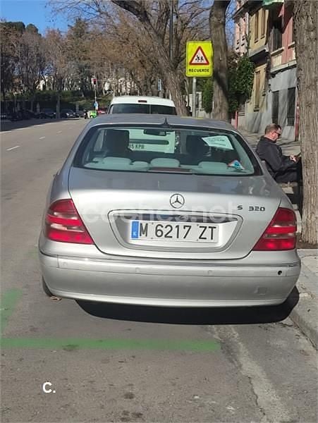 Usado Mercedes S320 197 CV (144 kW) 2000 Gris / plata Berlina