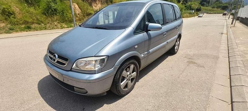 Gris Usado 2006 Opel Zafira Monovolumen | 3250 € - Imagen 1/4