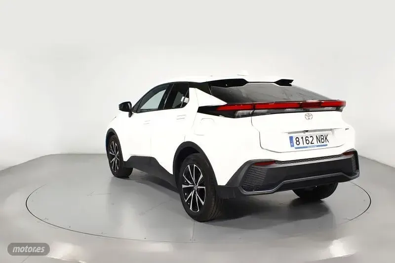 Usado Toyota C-HR Advance 140 CV (102 kW) 2025 Blanco SUV