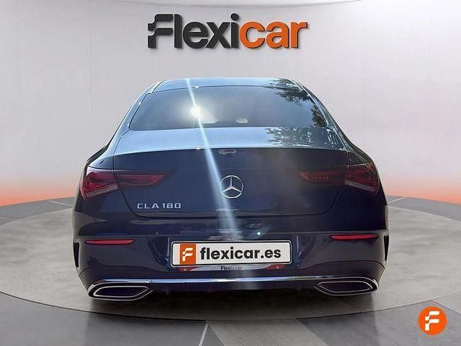 Usado Mercedes CLA180 136 CV (100 kW) 2023 Azul Berlina