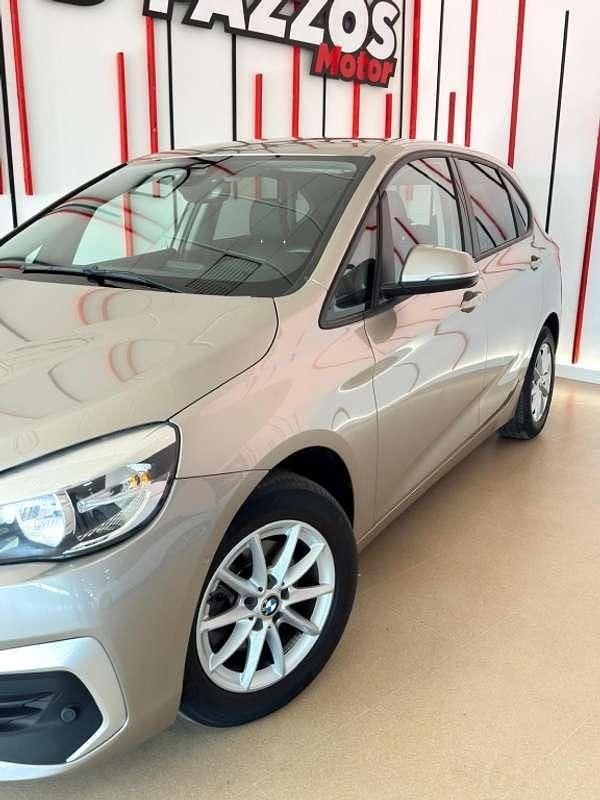 Usado BMW 216 Active Tourer 116 CV (85 kW) 2020 Beige Monovolumen