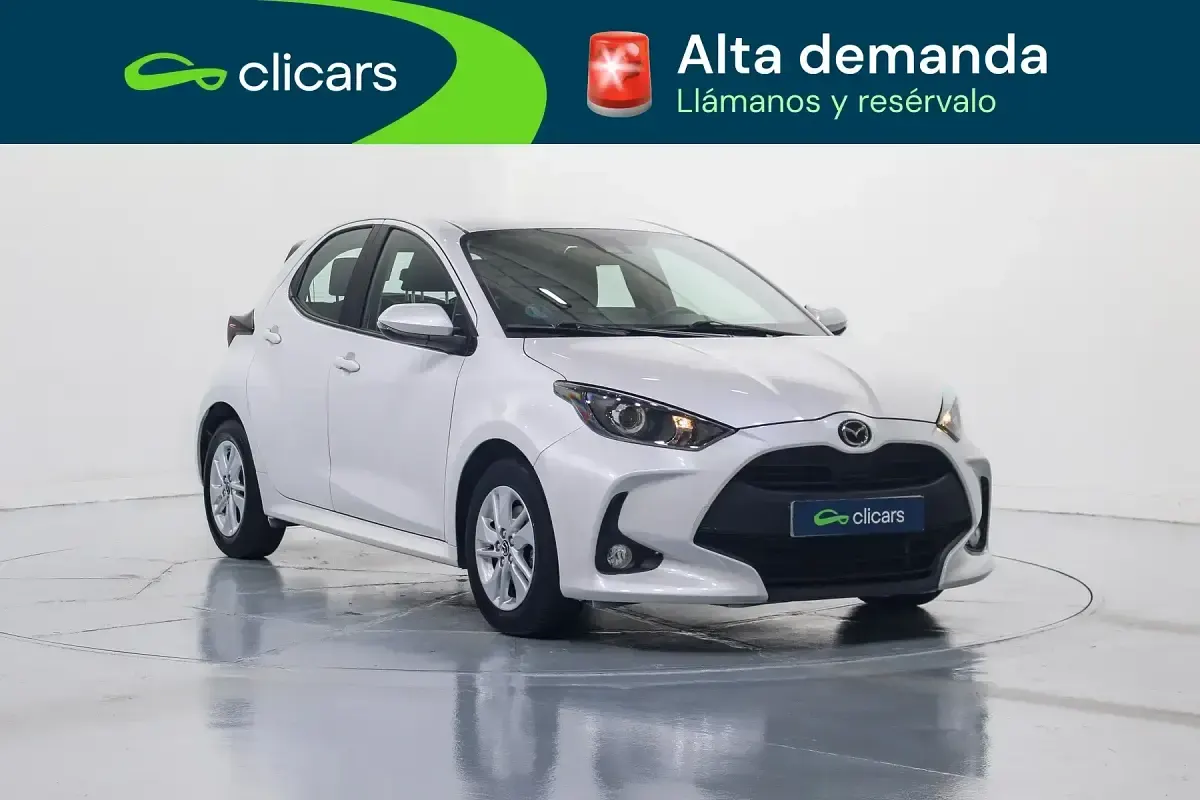 Usado Mazda 2 116 CV (85 kW) 2023 Blanco Utilitario