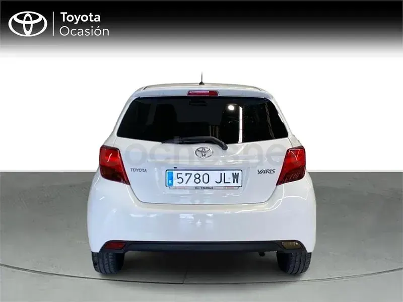 Usado Toyota Yaris 99 CV (72 kW) 2016 Blanco Berlina