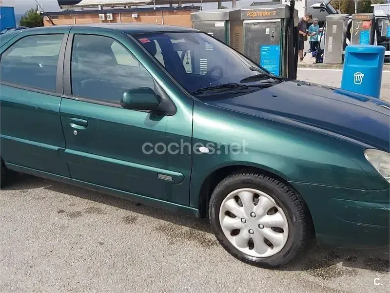 Usado Citroën Xsara 110 CV (80 kW) 2001 Verde Berlina