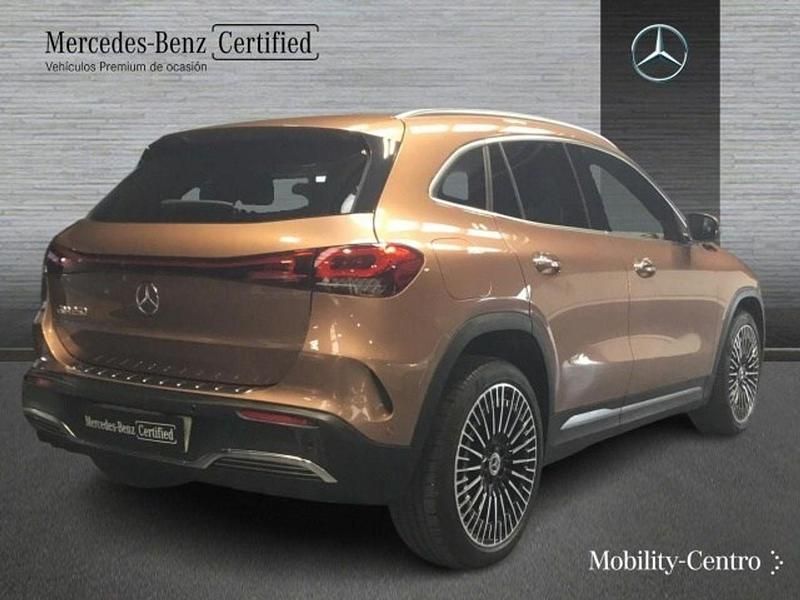 Usado Mercedes EQA250 AMG line 139 kW (190 CV) 2021 Rosegold  metallic paint SUV