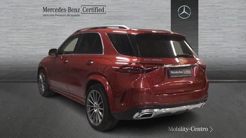 Usado Mercedes GLE350 AMG line 197 CV (144 kW) 2024 Hyacinth red  metallic paint