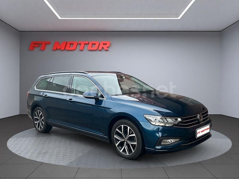 Azul Usado 2022 VW Passat Executive Familiar | 17.999 € (Buen precio) - Imagen 1/4